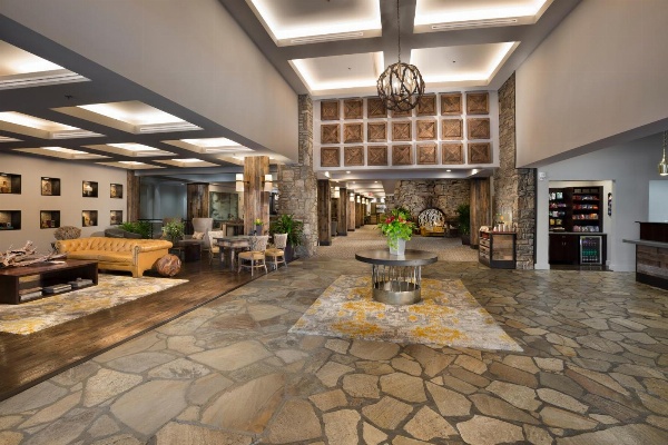 Crowne Plaza Resort Asheville image 2